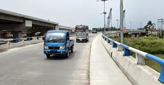 সিরাজগঞ্জে উত্তরবঙ্গমুখী মহাসড়কে যানবাহনের চাপ বাড়লেও নেই যানজট